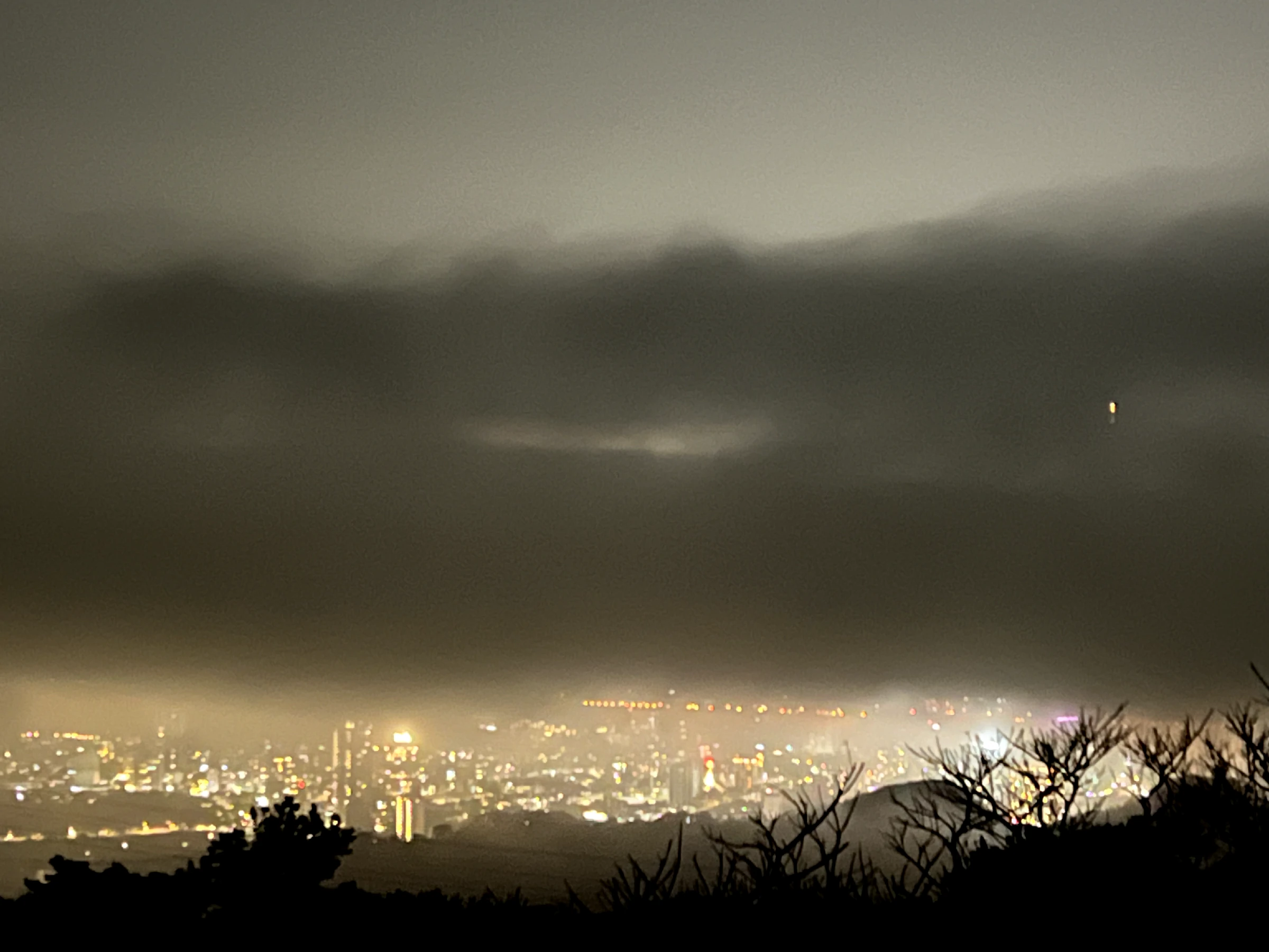 碧山露營場天空步道看台北夜景